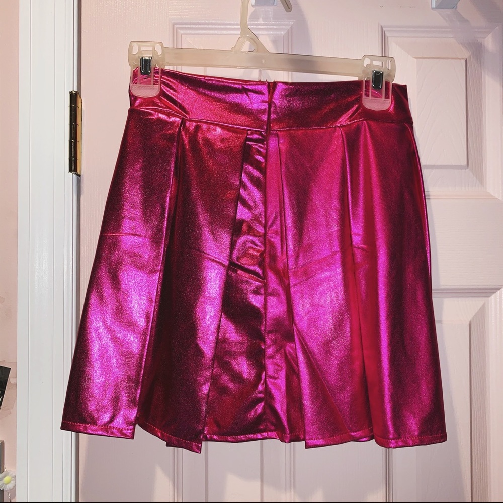 Vintage Pleated Metallic Mini Skirt